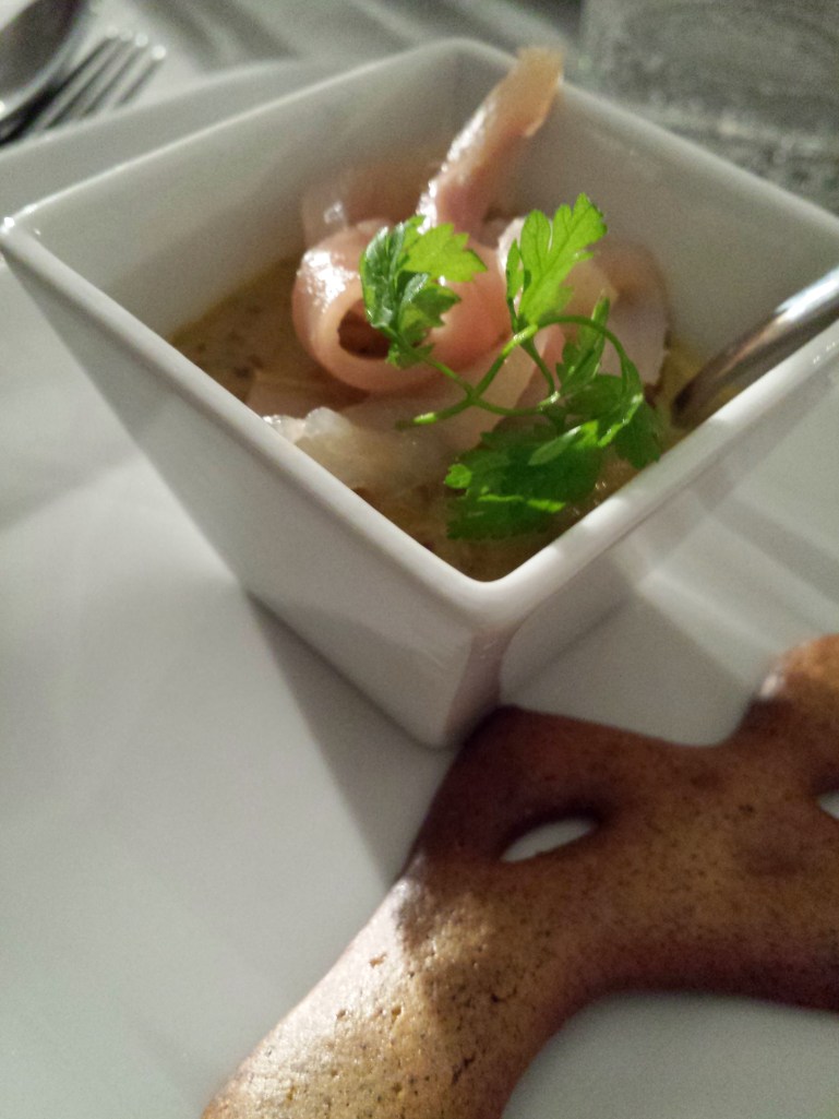 Mise en bouche : lentille blonde de Saint-Flour, truite bio...