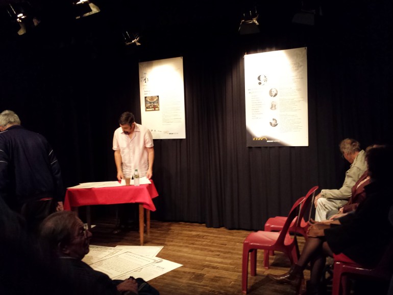 Quelques instants avant la conférence de Dominique Touzé le 6 octobre 2013