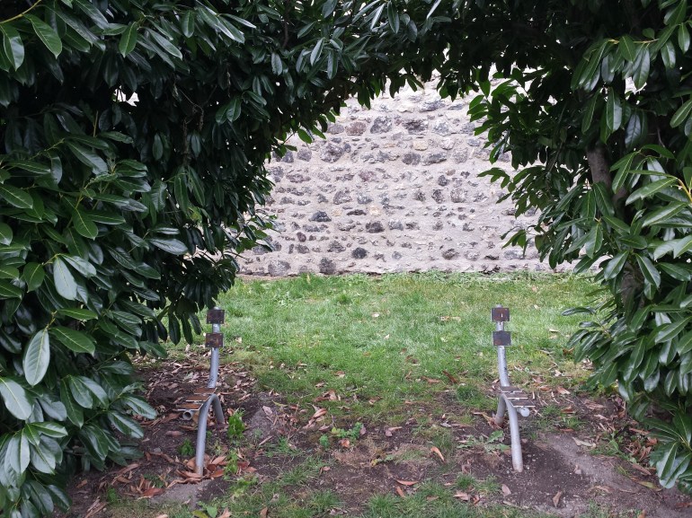 Banc public. Ou ce qu'il en reste.